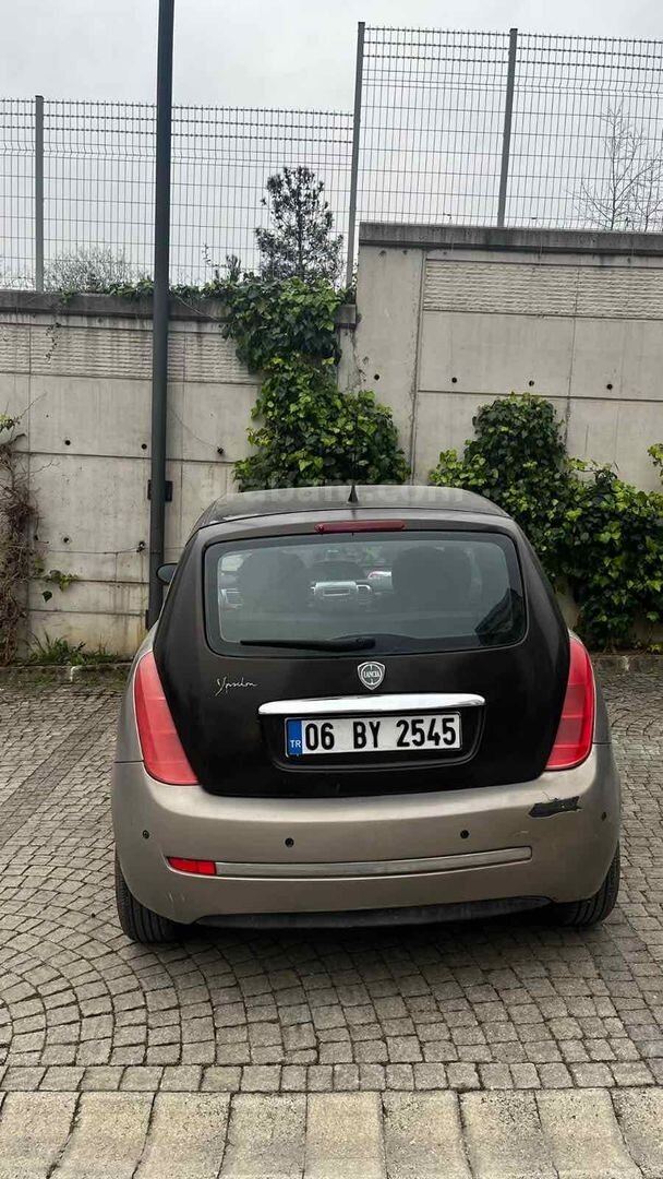 Sahibinden Lancia Ypsilon 1.4 2009 Model İstanbul 168.500 km Gri 3