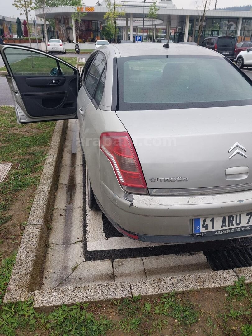 Sahibinden Citroen C4 1.6 HDi SX 2008 Model Kocaeli 249.000 km Gri (Gümüş) 5
