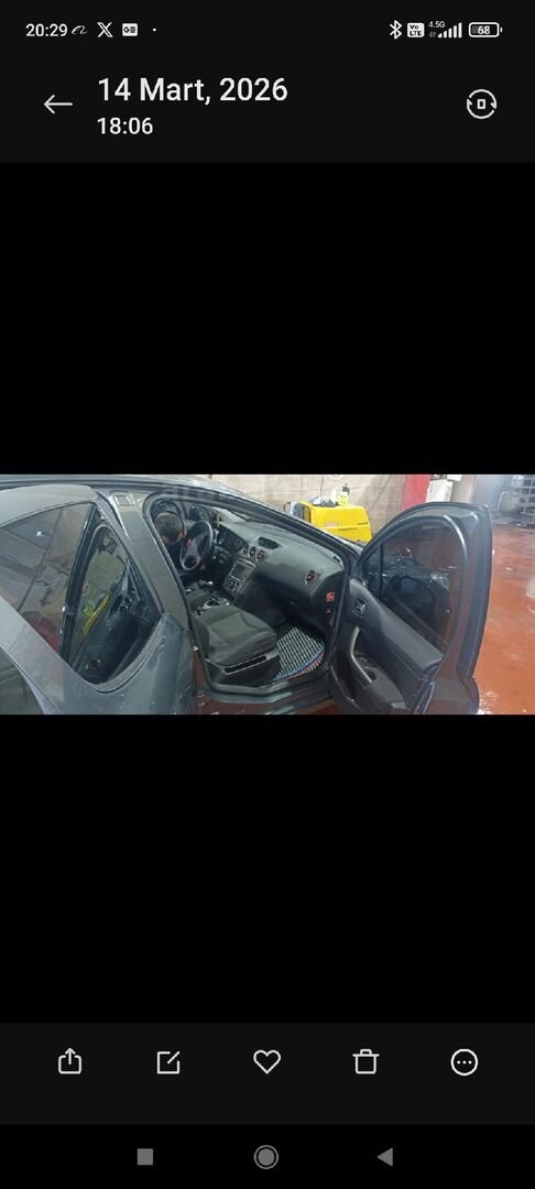 Sahibinden Peugeot 308 1.6 VTi Comfort Pack 2010 Model Balıkesir 149.000 km Gri 5