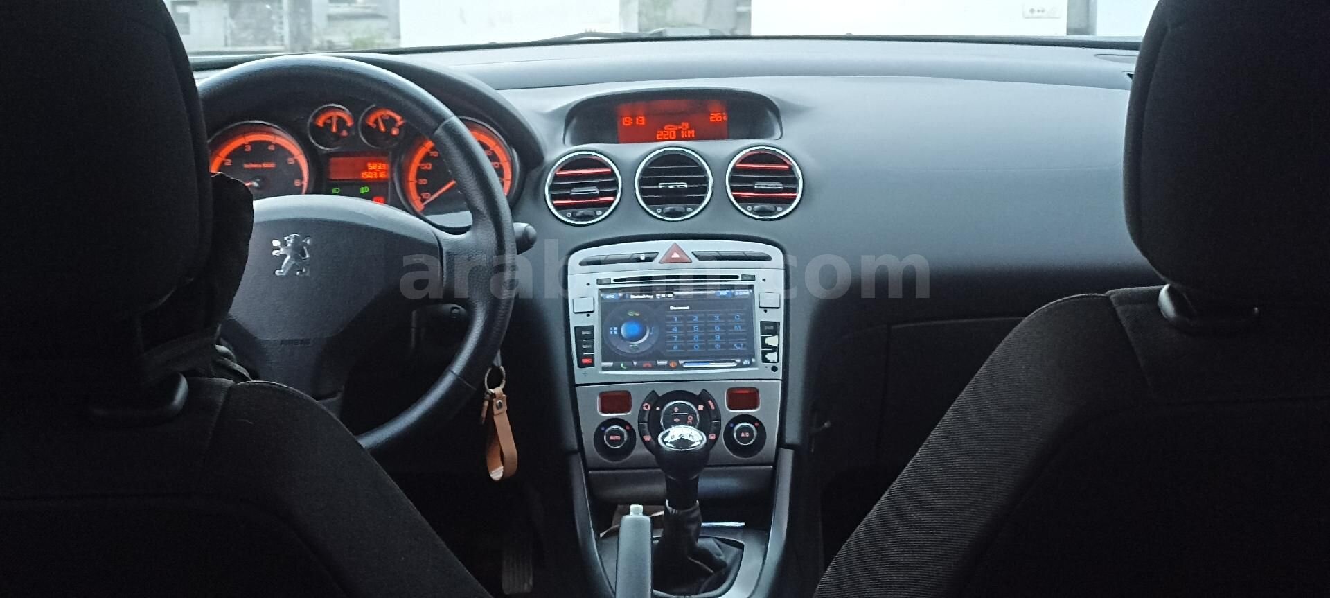 Sahibinden Peugeot 308 1.6 VTi Comfort Pack 2010 Model Balıkesir 149.000 km Gri 4