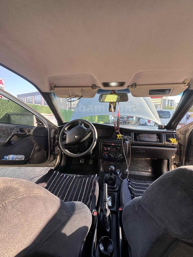Sahibinden Opel Vectra 2.0 GLS 1997 Model İstanbul 260.000 km Şampanya 5