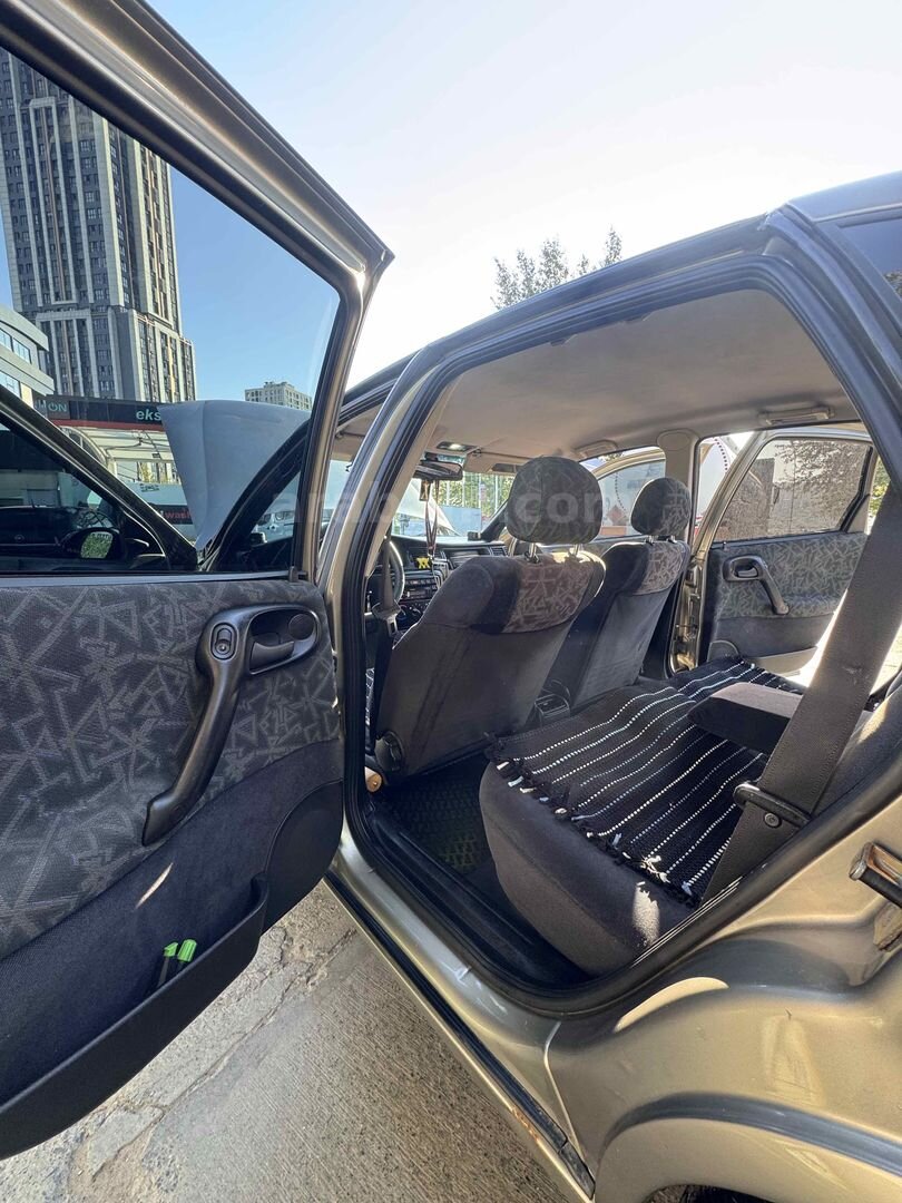 Sahibinden Opel Vectra 2.0 GLS 1997 Model İstanbul 260.000 km Şampanya 7