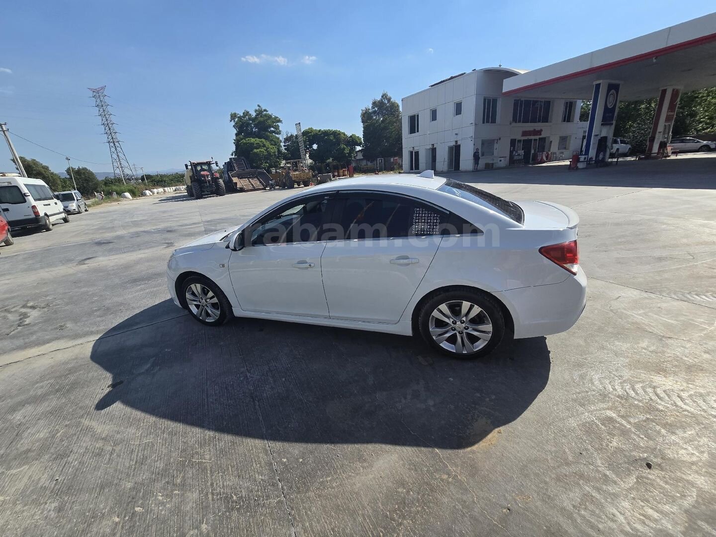 Sahibinden Chevrolet Cruze 1.6 Sport 2013 Model Aydın 110.000 km Beyaz 5