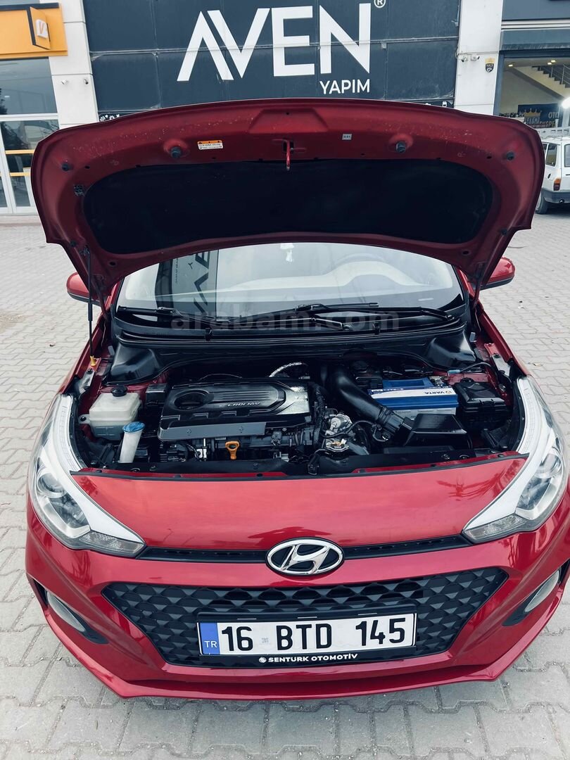 Sahibinden Hyundai i20 1.4 CRDi Style 2019 Model Bursa 155.000 km Kırmızı 5