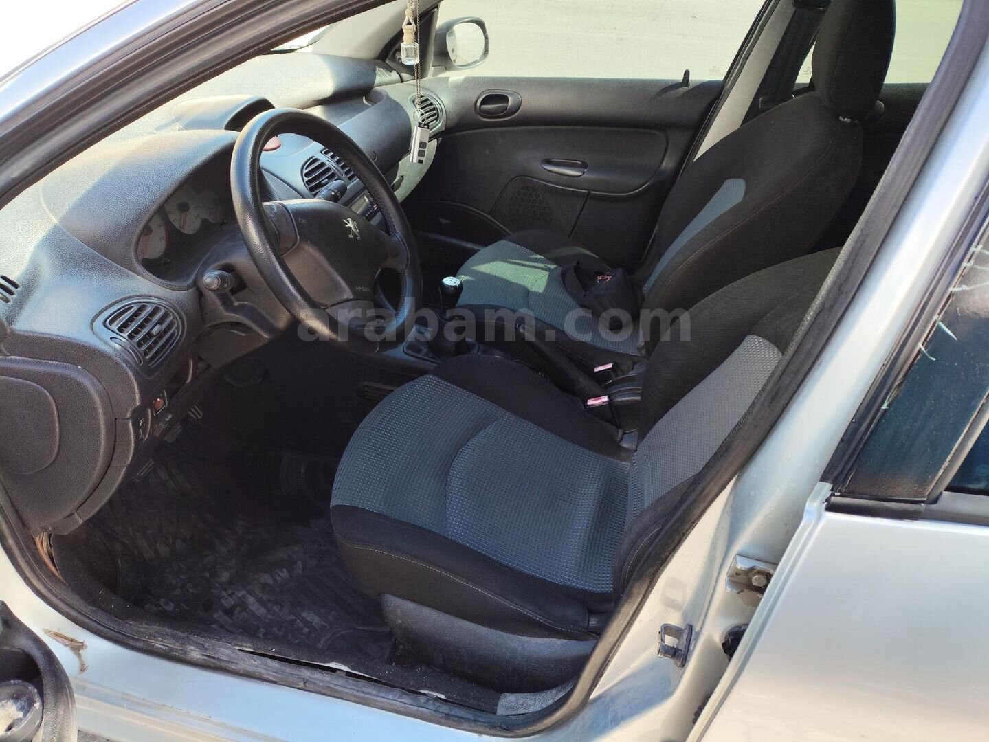 Sahibinden Peugeot 206 1.4 XT 2003 Model Konya 203.000 km Gri (Gümüş) 7