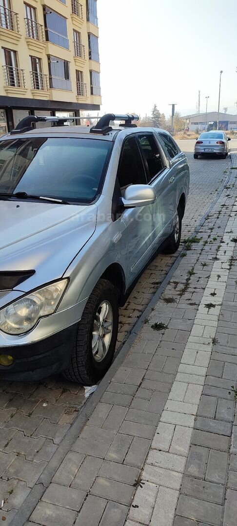 Sahibinden KGM SsangYong Actyon Sports 2.0 SXDI 4x4 2008 Model Kırıkkale 326.000 km Gri 2