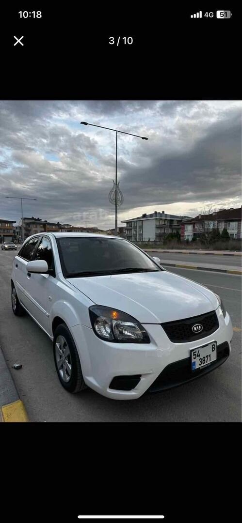 Sahibinden Kia Rio 1.5 CRDi Trend 2010 Model Kocaeli 230.000 km Beyaz 3