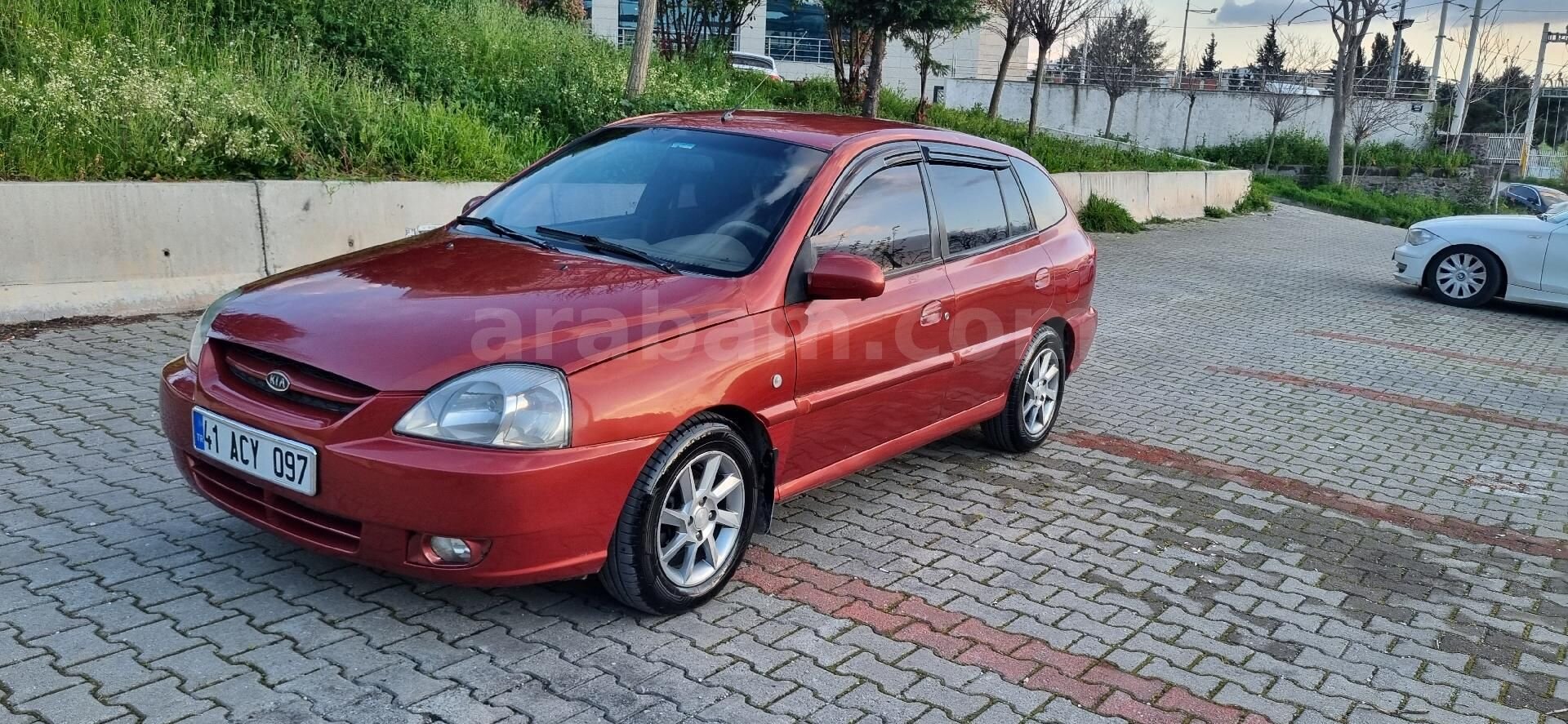 Sahibinden Kia Rio 1.5 Trend 2004 Model İzmir 236.000 km Kırmızı 2