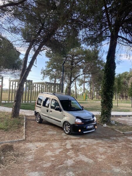Sahibinden Renault Kangoo 1.9 D RN 2001 Model Samsun 288.000 km Gri