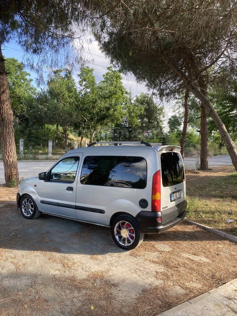 Sahibinden Renault Kangoo 1.9 D RN 2001 Model Samsun 288.000 km Gri 3