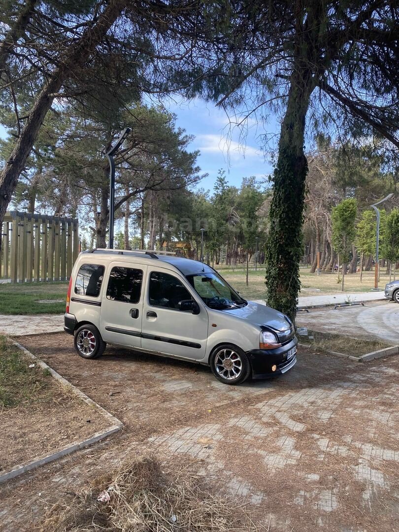 Sahibinden Renault Kangoo 1.9 D RN 2001 Model Samsun 288.000 km Gri 2