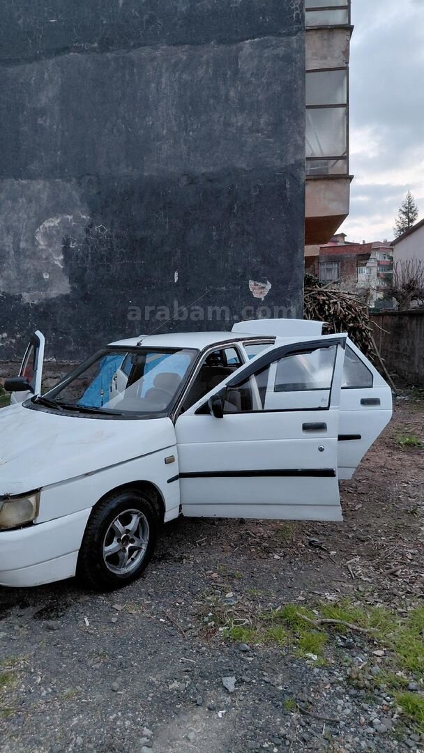 Sahibinden Lada Vega 1.5 2000 Model Samsun 400.000 km Beyaz 4