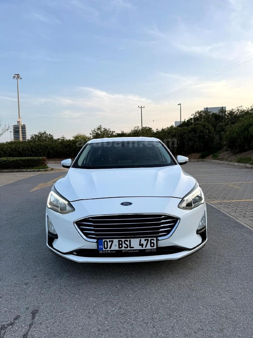 Sahibinden Ford Focus 1.5 TDCi Titanium 2020 Model Adana 171.000 km Beyaz 5