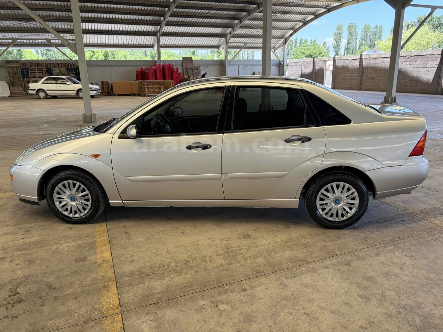 Galeriden Ford Focus 1.6 Ambiente 2001 Model Kütahya 175.000 km Gri (Gümüş) 5