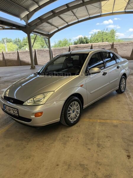Galeriden Ford Focus 1.6 Ambiente 2001 Model Kütahya 175.000 km Gri (Gümüş)
