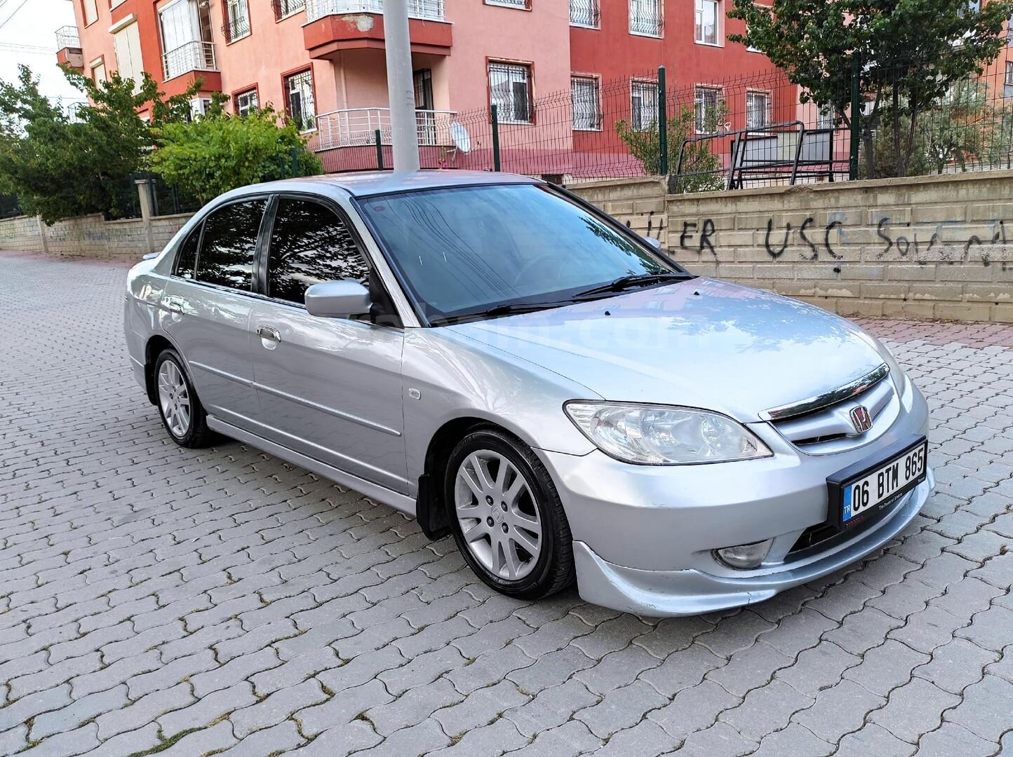 Sahibinden Honda Civic 1.6i VTEC ES 2004 Model Malatya 356.000 km Gri (Gümüş) 2