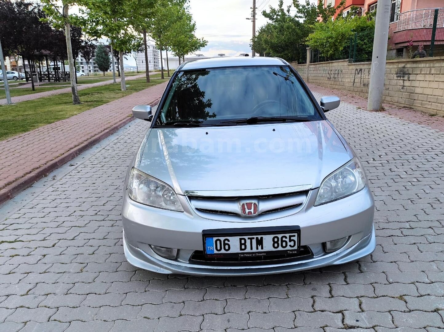 Sahibinden Honda Civic 1.6i VTEC ES 2004 Model Malatya 356.000 km Gri (Gümüş) 3