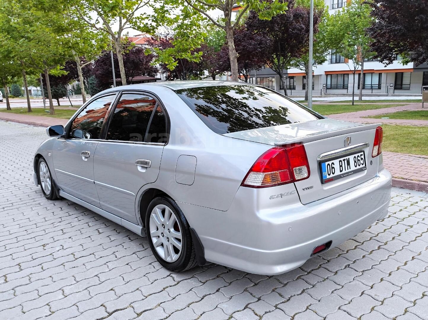 Sahibinden Honda Civic 1.6i VTEC ES 2004 Model Malatya 356.000 km Gri (Gümüş) 5