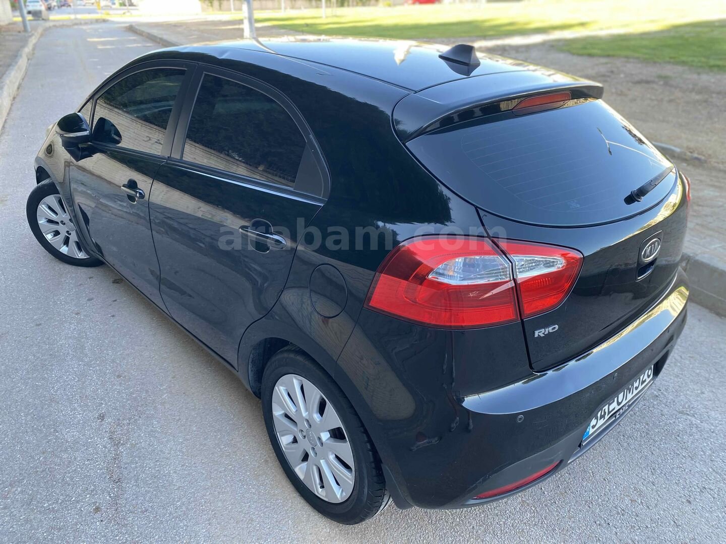 Galeriden Kia Rio 1.25 CVVT Fancy 2012 Model Kocaeli 158.500 km Siyah 7