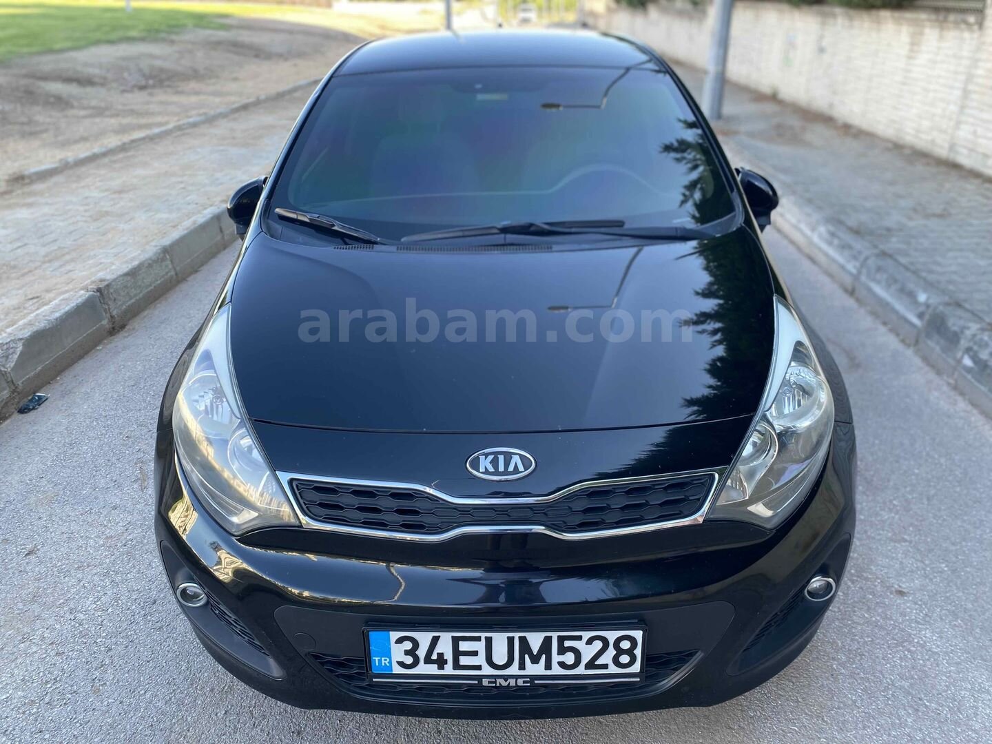 Galeriden Kia Rio 1.25 CVVT Fancy 2012 Model Kocaeli 158.500 km Siyah 2