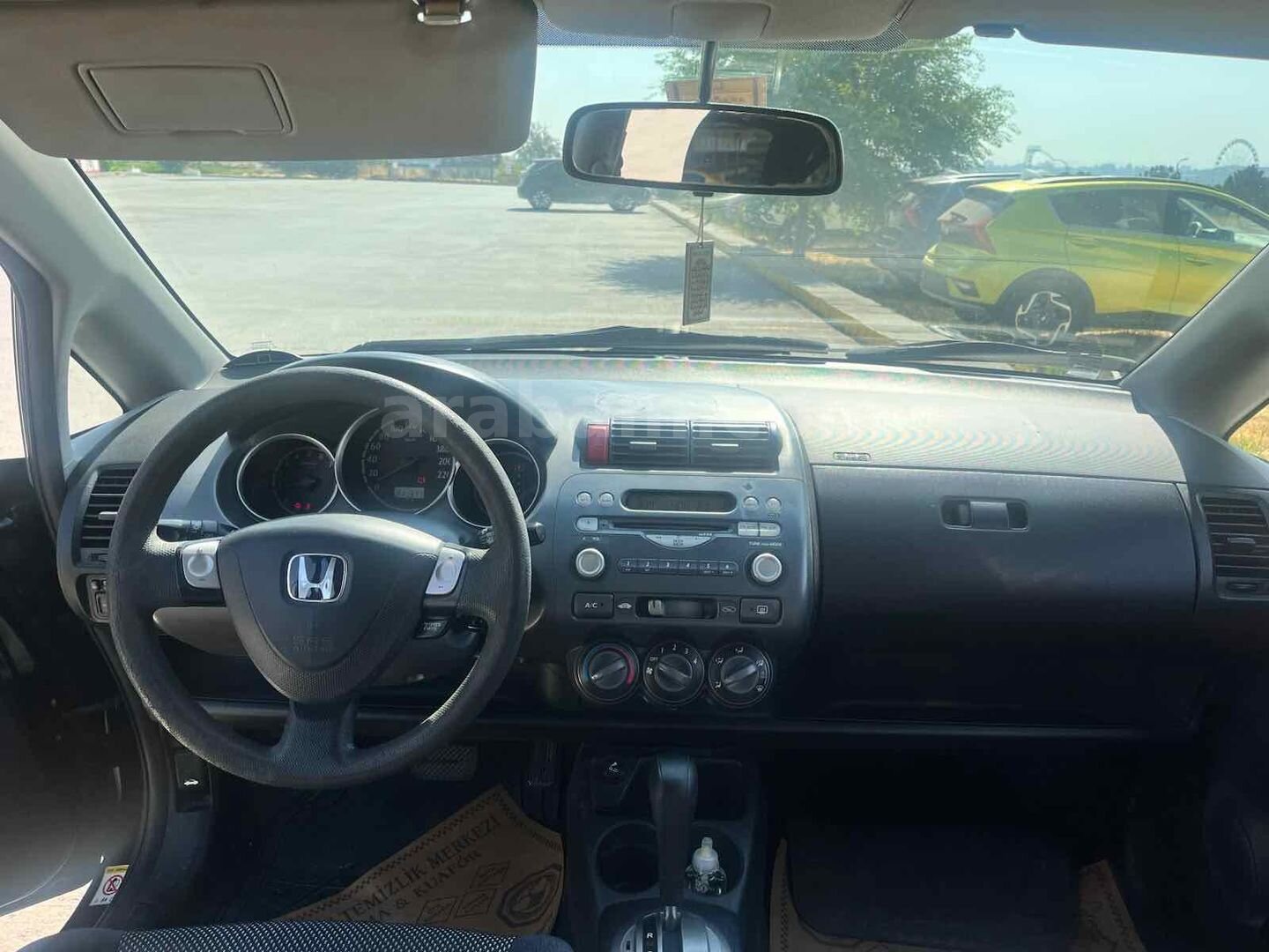 Sahibinden Honda Jazz 1.4 ES 2004 Model Ankara 295.000 km Siyah 2