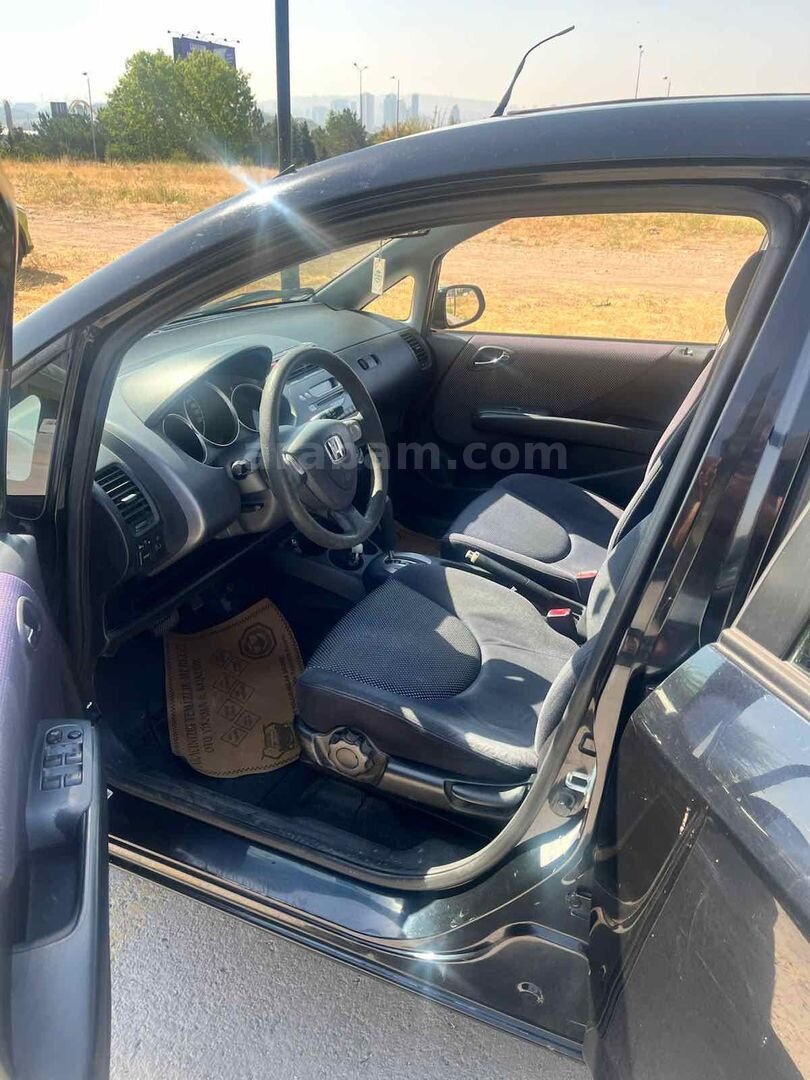 Sahibinden Honda Jazz 1.4 ES 2004 Model Ankara 295.000 km Siyah 5