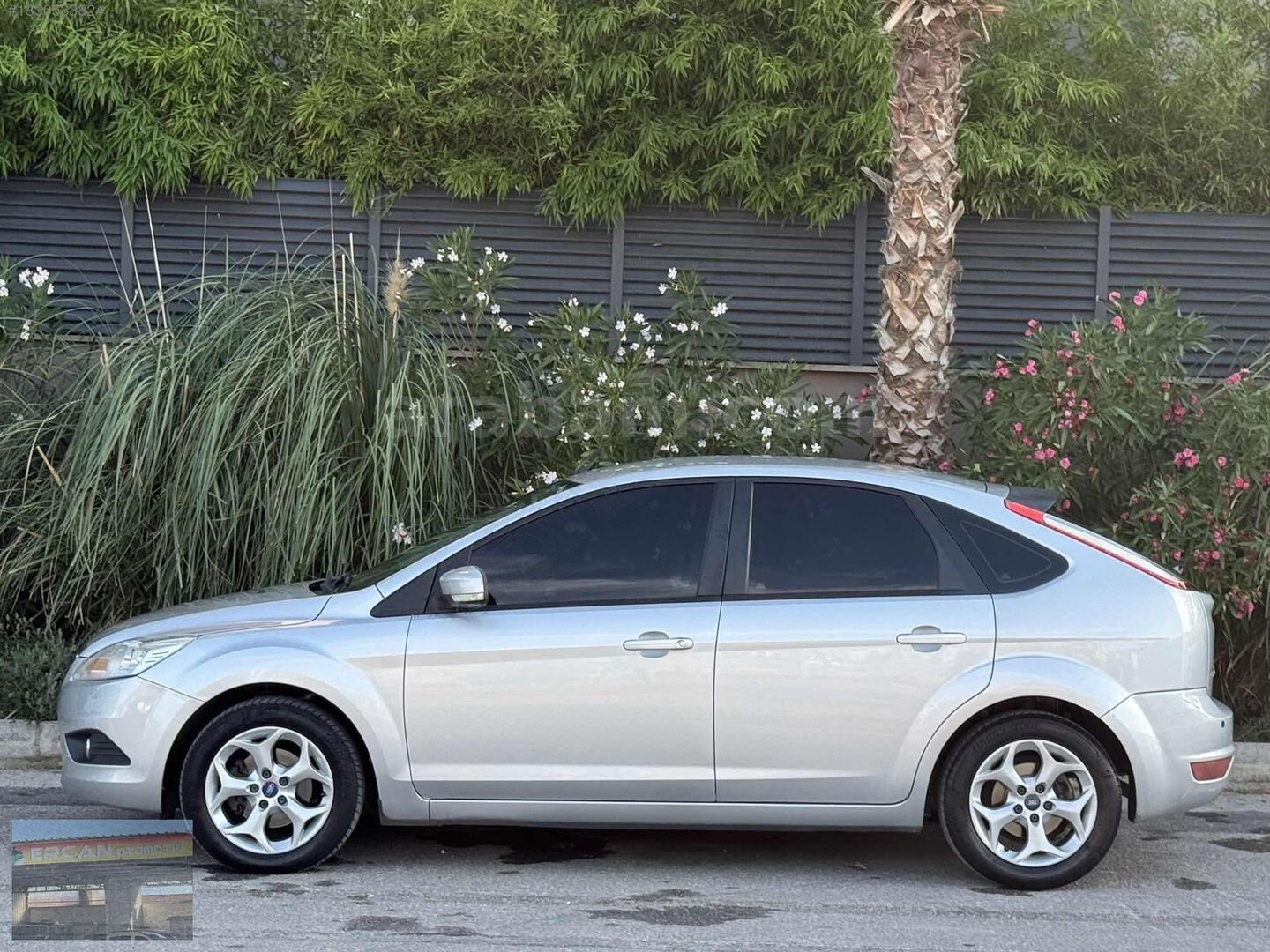 Galeriden Ford Focus 1.6 Collection 2011 Model Balıkesir 170.000 km Gri 7