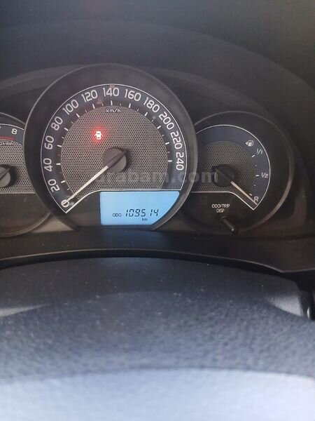 Sahibinden Toyota Corolla 1.33 Life 2014 Model İzmir 109.500 km Siyah