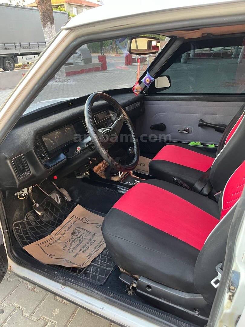 Sahibinden Tofaş Murat 131 1985 Model Manisa 200.000 km Beyaz 6