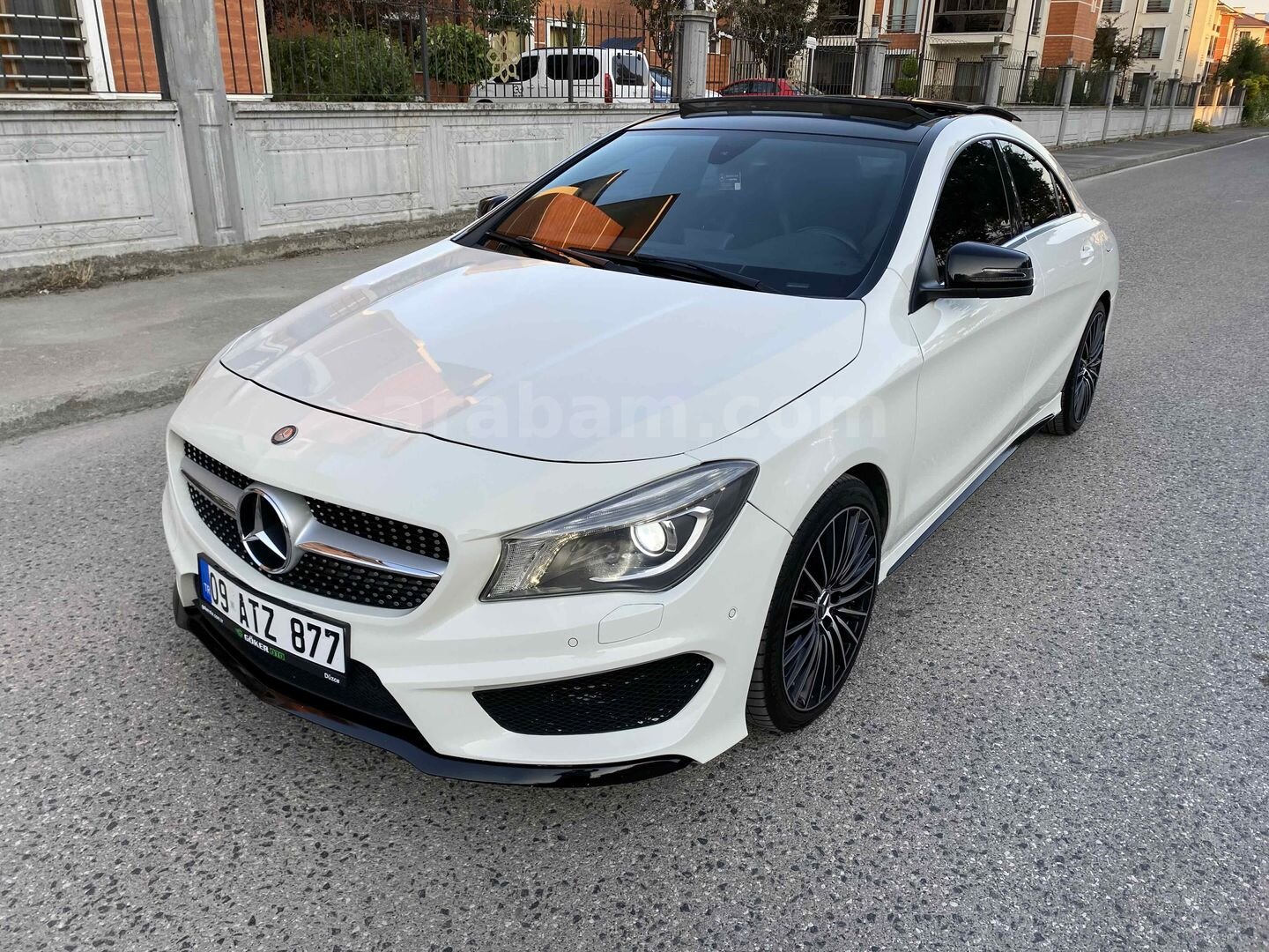 Sahibinden Mercedes - Benz CLA 180 CDI AMG 2014 Model Düzce 180.000 km Beyaz 1