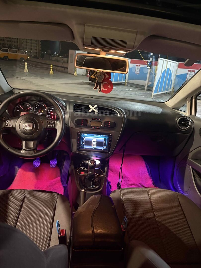 Sahibinden Seat Leon 1.4 TSI Stylance 2009 Model Ankara 201.000 km Beyaz 7