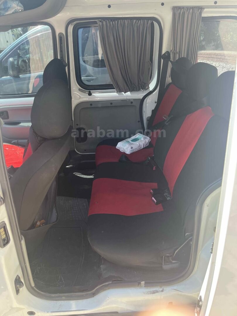 Sahibinden Renault Kangoo 1.9 D 2003 Model Aydın 240.000 km Beyaz 6