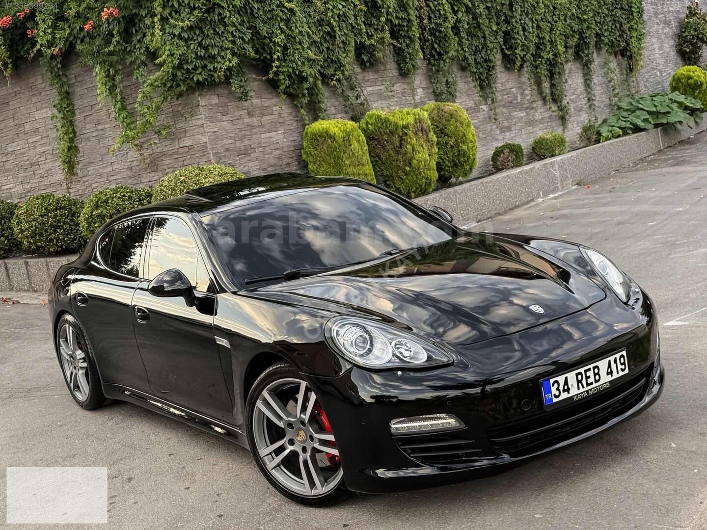 Galeriden Porsche Panamera Diesel 2012 Model Çorum 260.000 km Siyah 1