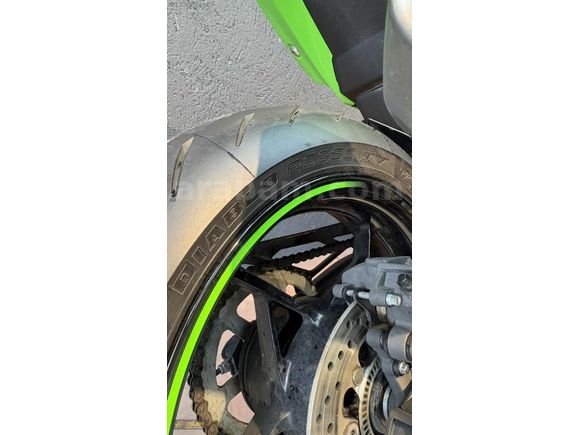 Galeriden Kawasaki Ninja ZX-4RR 2024 Model Erzurum 16.000 km Yeşil