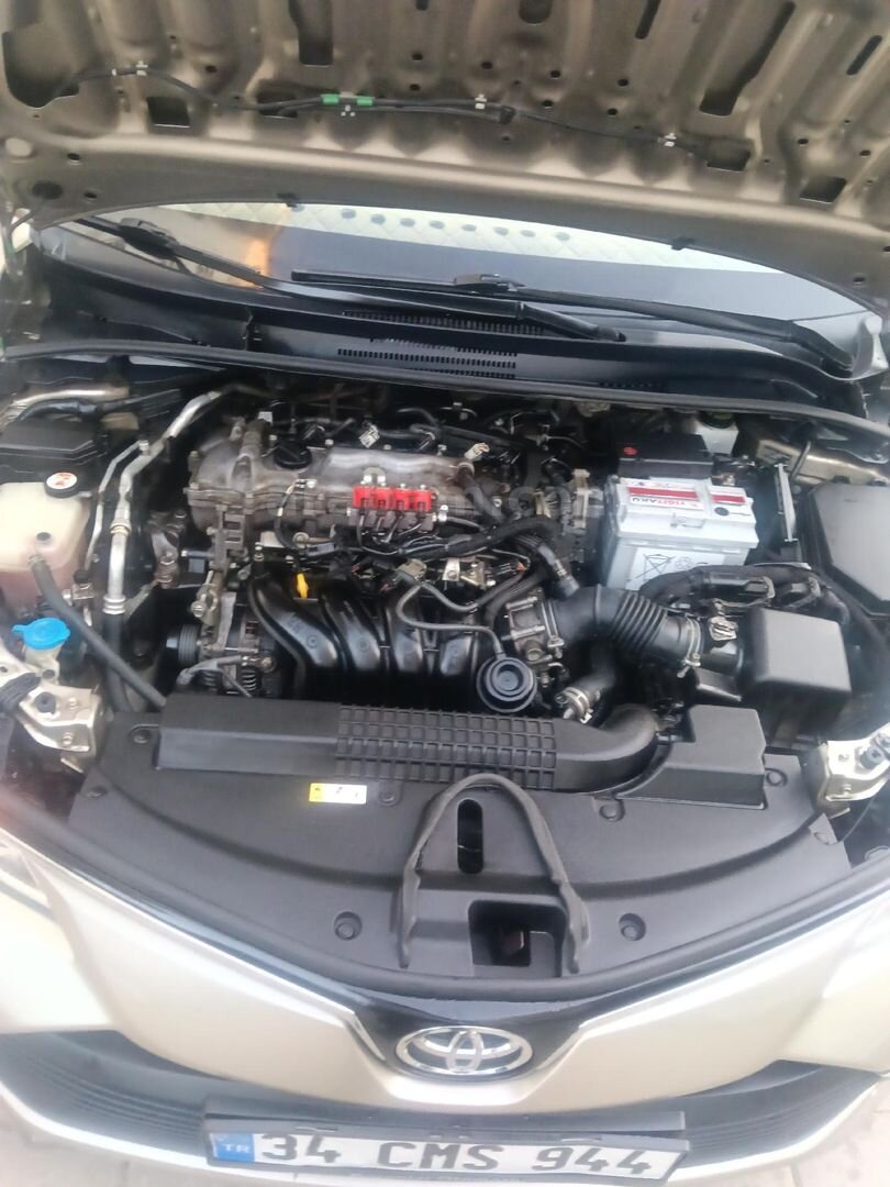 Sahibinden Toyota Corolla 1.6 Vision 2019 Model Diyarbakır 123.000 km Şampanya 3