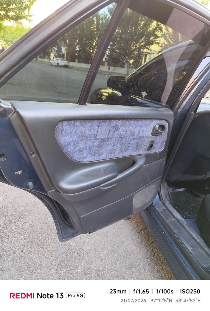 Sahibinden Mazda 626 2.0 1999 Model Şanlıurfa 422.000 km Lacivert 6