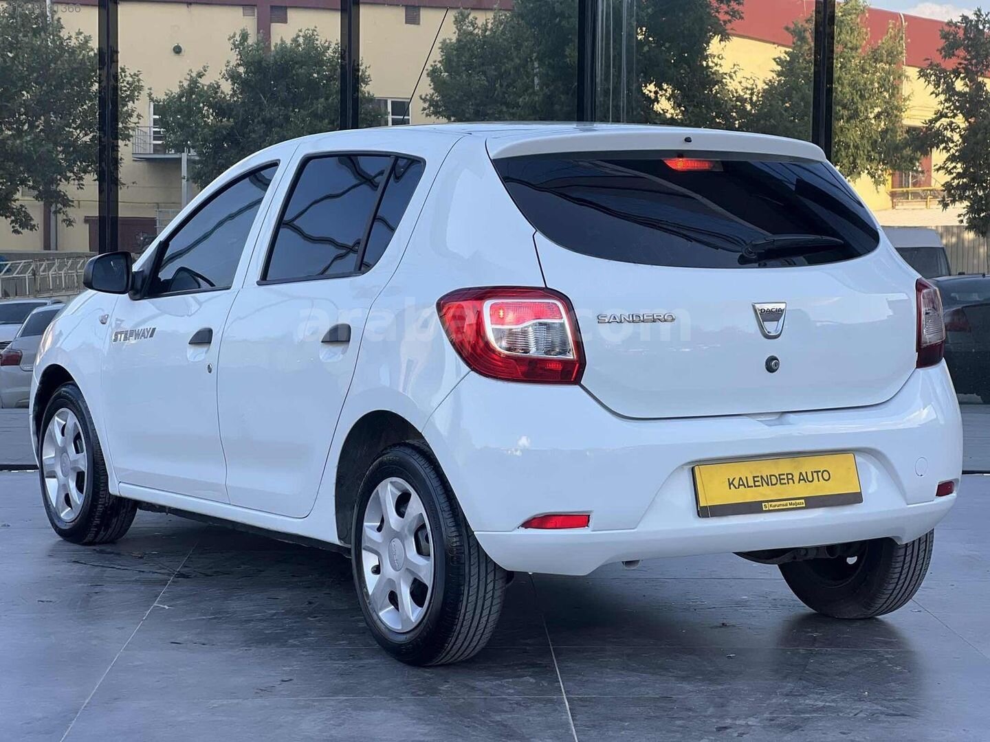Galeriden Dacia Sandero 1.5 dCi Ambiance 2013 Model Gaziantep 257.000 km Beyaz 6