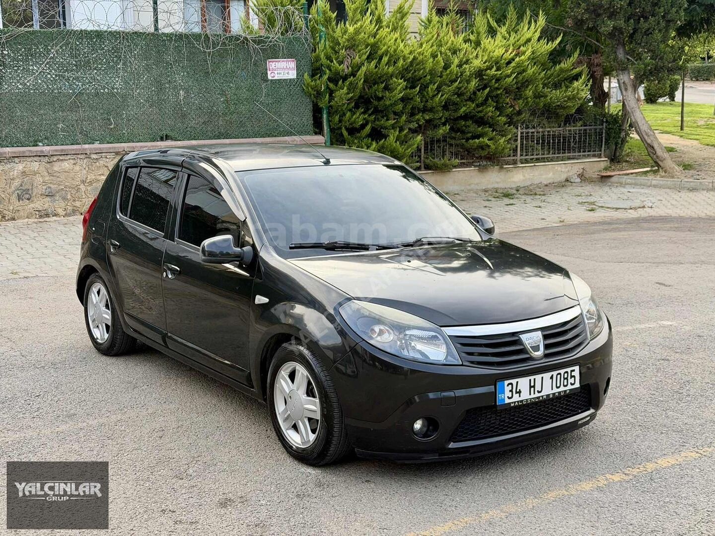 Galeriden Dacia Sandero 1.5 dCi Black Line 2011 Model İstanbul 144.000 km Füme 7
