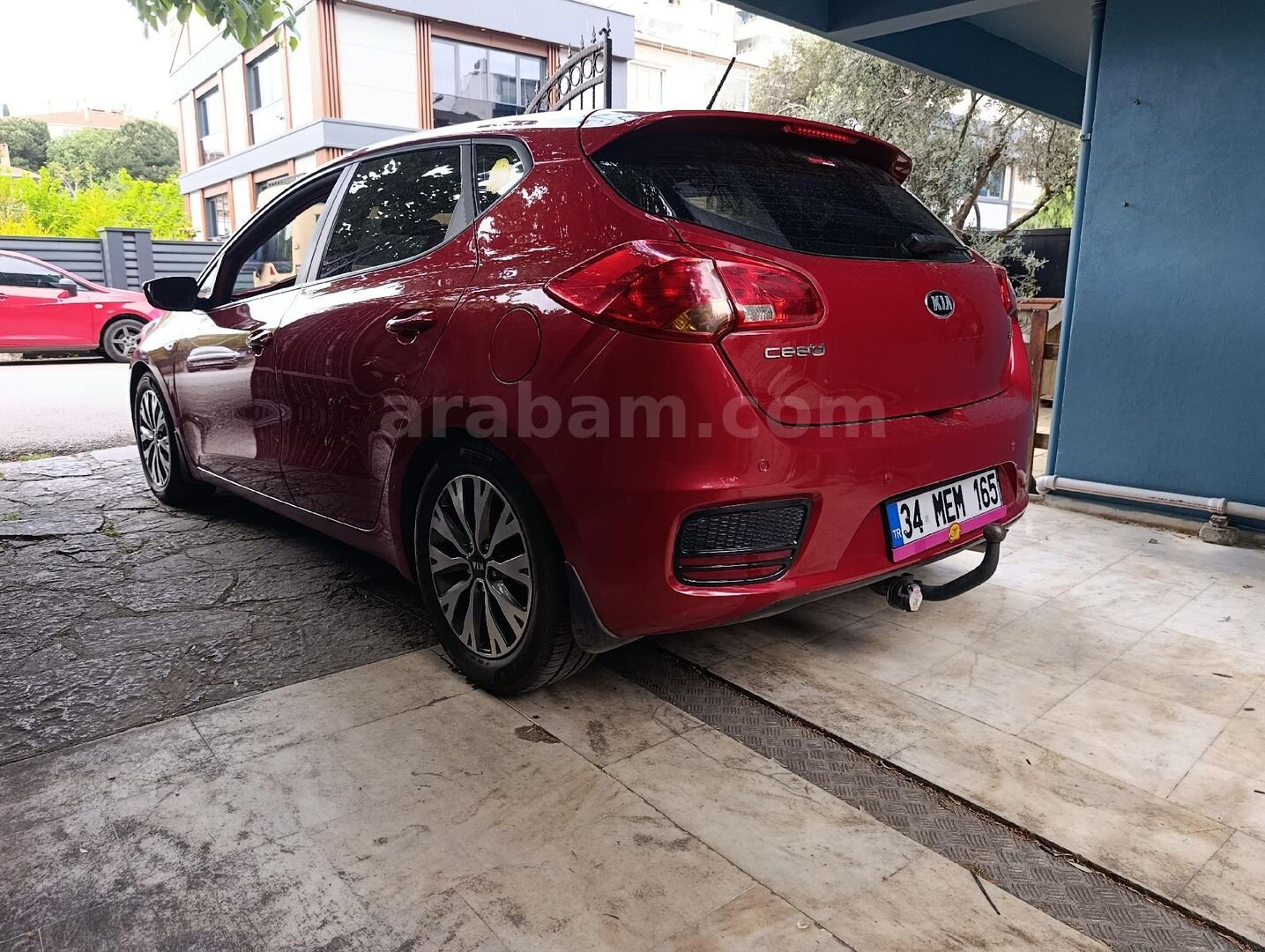 Sahibinden Kia Ceed 1.6 CRDi Comfort 2016 Model İstanbul 127.500 km Kırmızı 2