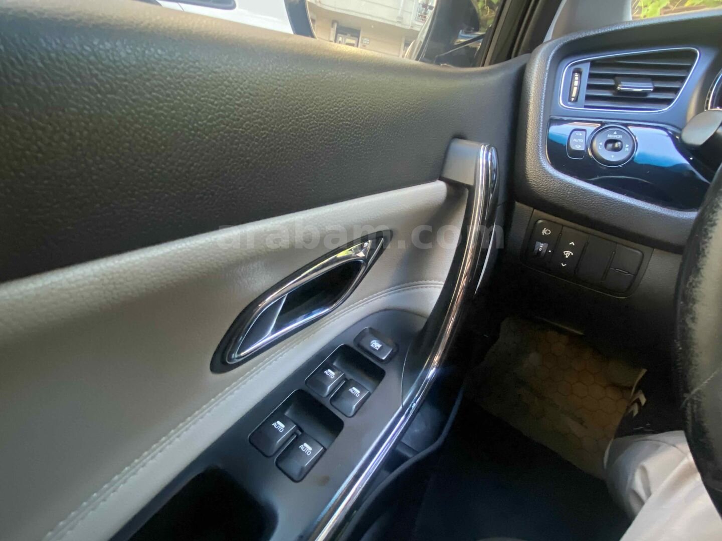 Sahibinden Kia Ceed 1.6 CRDi Concept 2013 Model İstanbul 133.000 km Siyah 5