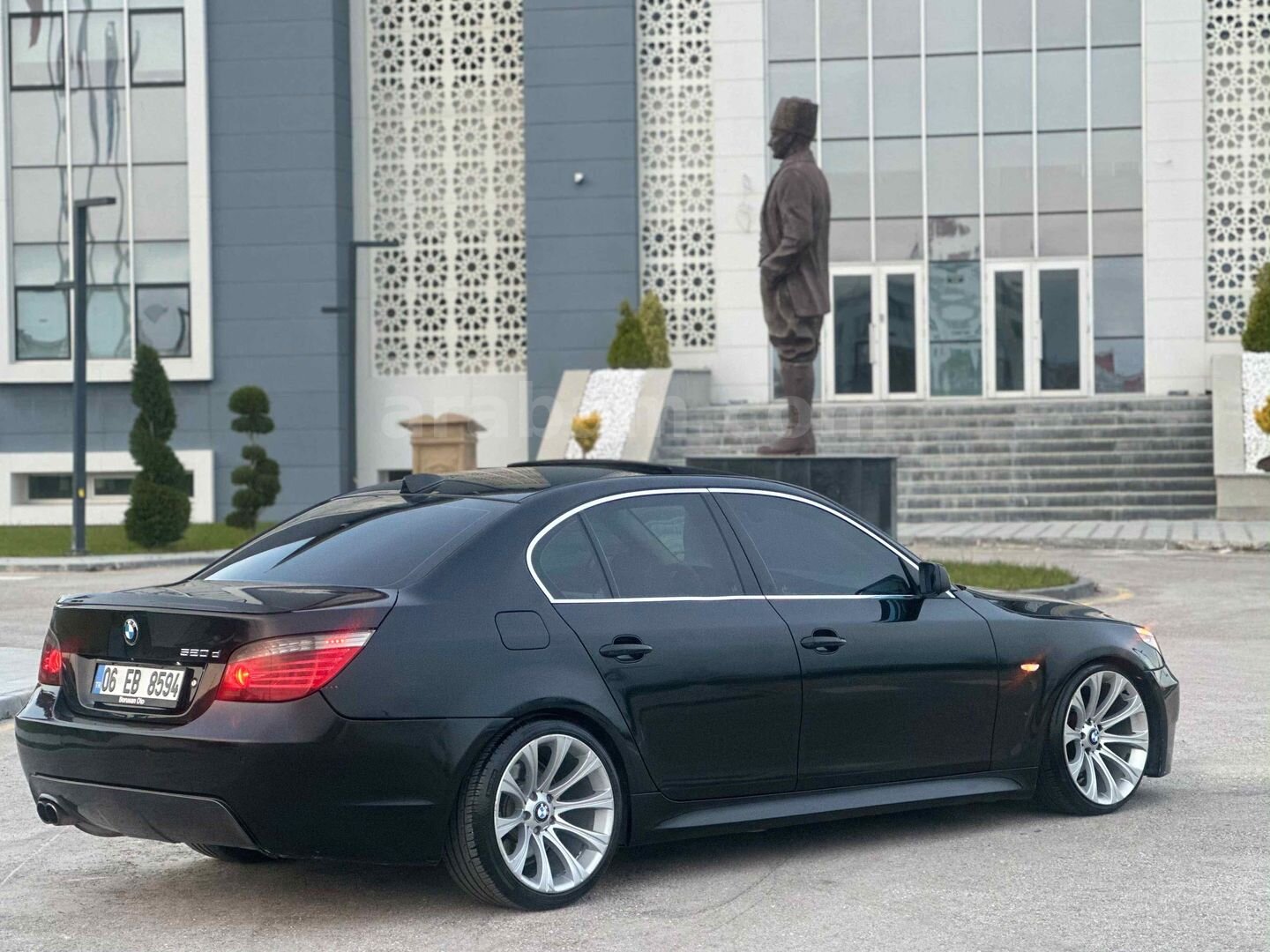 Sahibinden BMW 5 Serisi 520d Standart 2007 Model Ankara 390.000 km Siyah 3