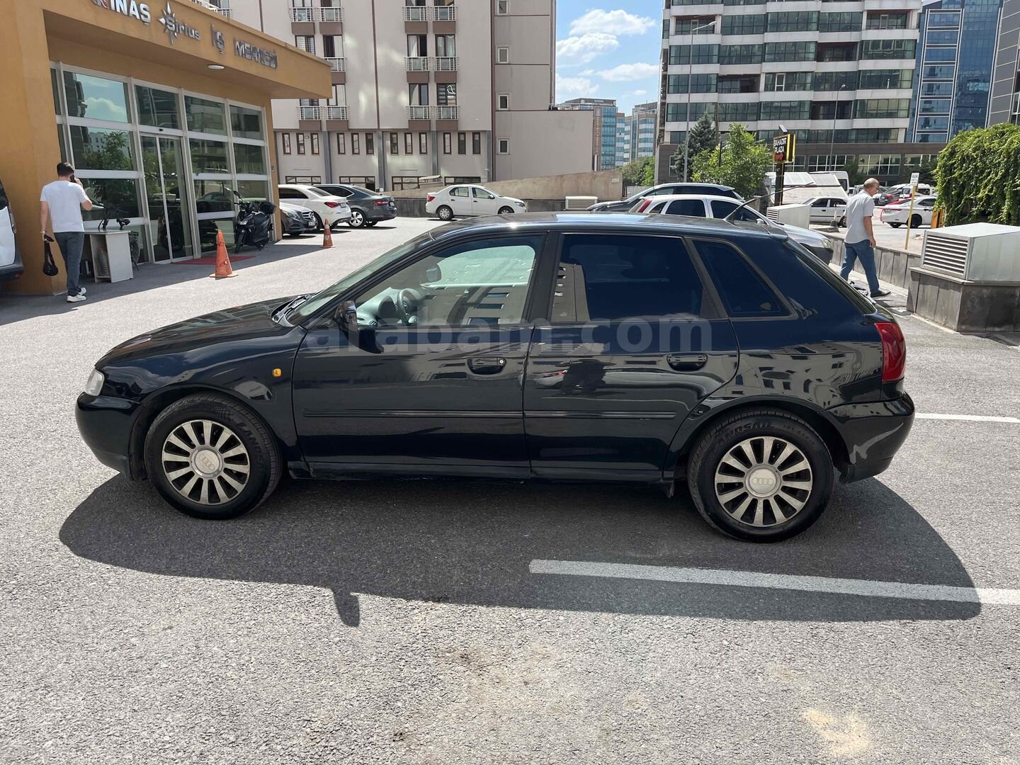 Sahibinden Audi A3 Sportback 1.6 Ambiente 2000 Model Kayseri 268.000 km Siyah 2