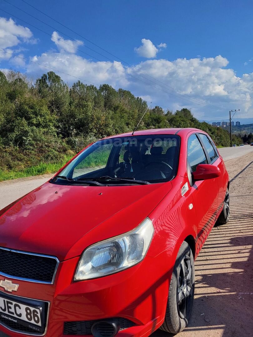 Sahibinden Chevrolet Aveo 1.4 SE 2009 Model Kocaeli 95.000 km Kırmızı 4