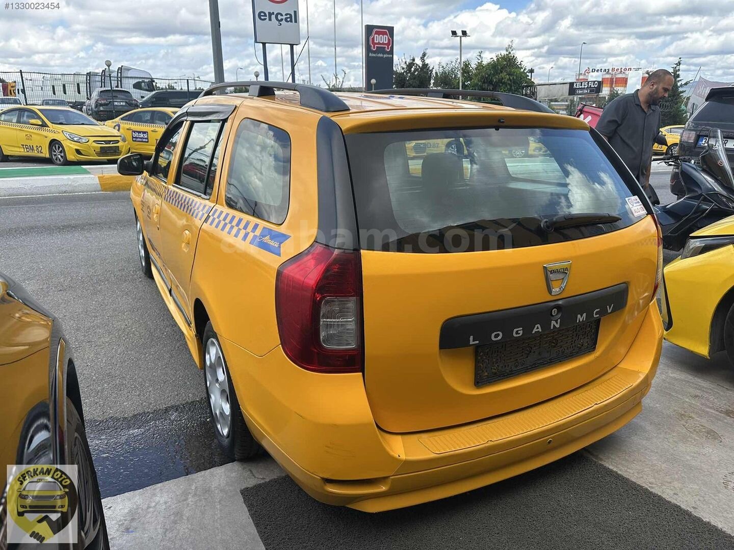 Galeriden Dacia Logan 1.5 dCi MCV Ambiance 2017 Model İstanbul 999.999 km Sarı 4