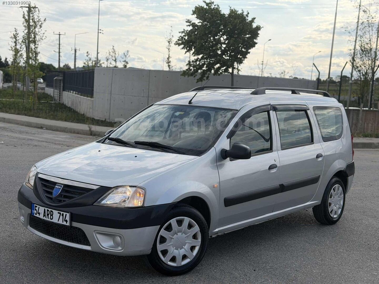 Galeriden Dacia Logan 1.5 dCi MCV Ambiance 2008 Model Sakarya 145.000 km Gri 1
