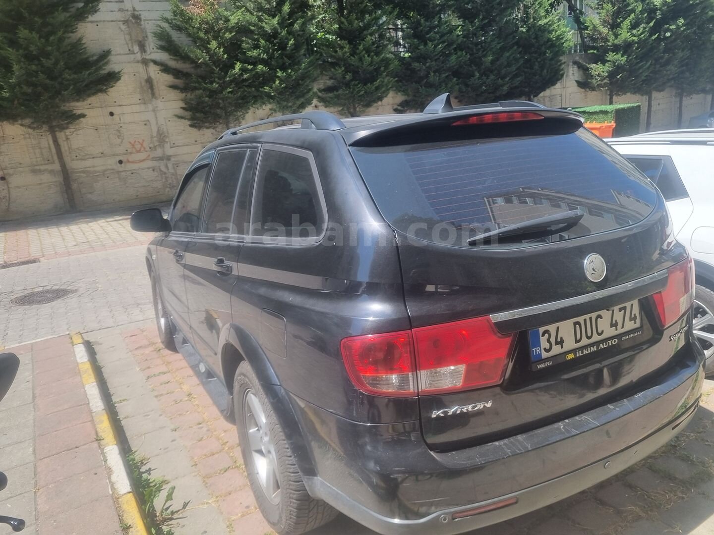 Sahibinden KGM SsangYong Kyron 2.0 L XDI Limited 4x4 2010 Model İstanbul 250.000 km Siyah 3