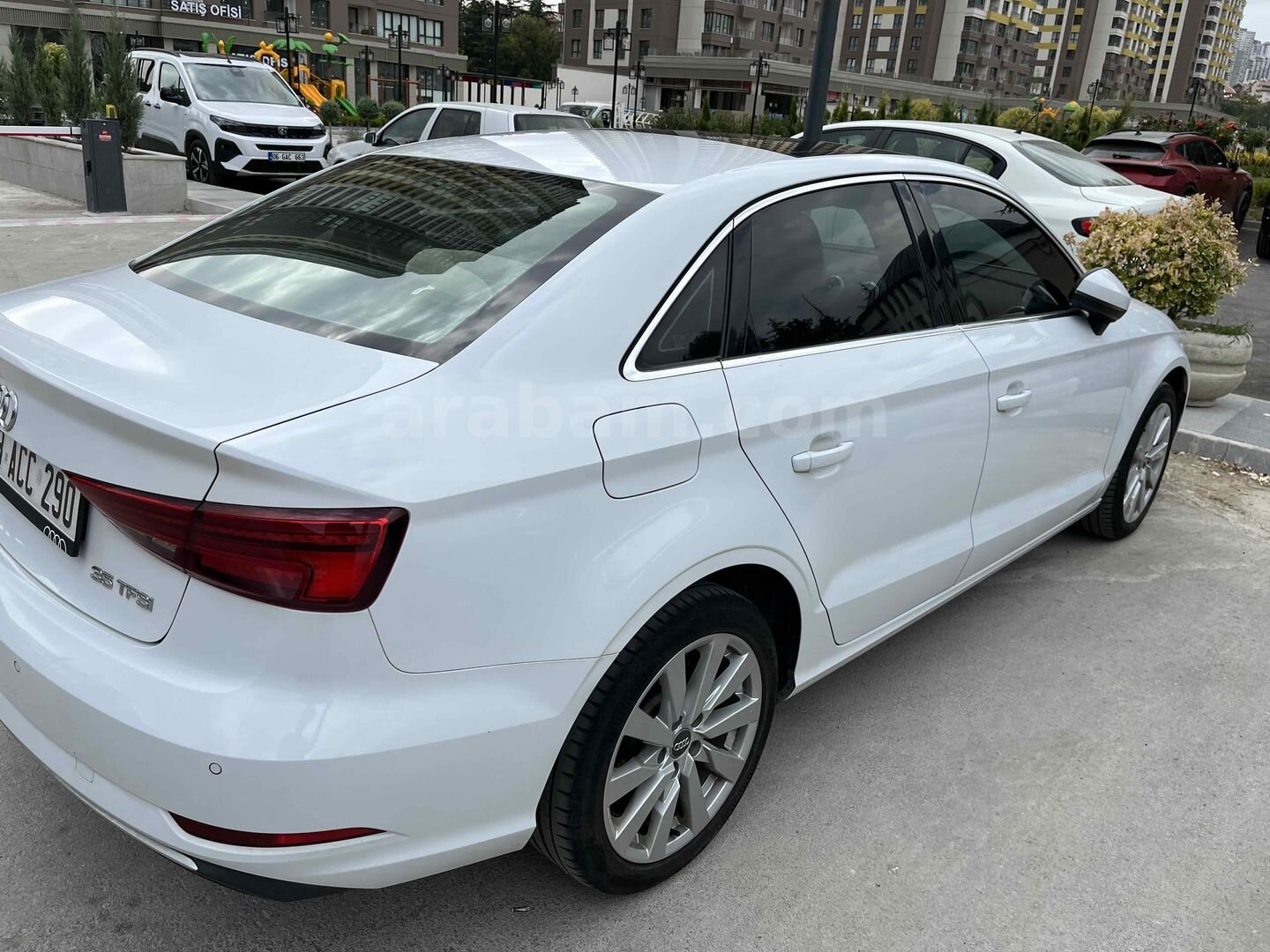 Sahibinden Audi A3 Sedan 35 TFSI Design 2020 Model Ankara 110.000 km Beyaz 4