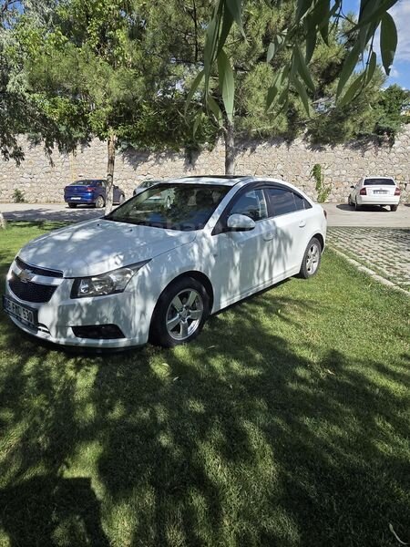 Sahibinden Chevrolet Cruze 1.6 LS 2010 Model Ankara 142.000 km Beyaz