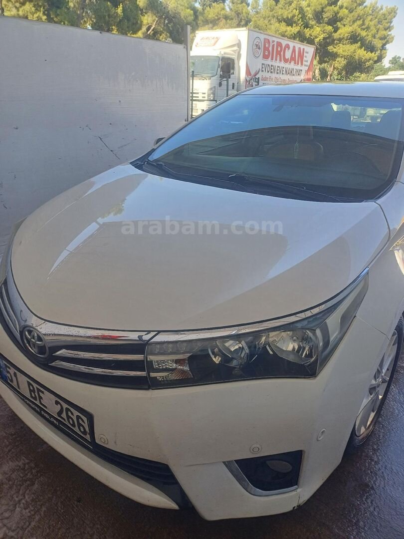 Sahibinden Toyota Corolla 1.6 Premium 2015 Model Şanlıurfa 144.000 km Beyaz 5