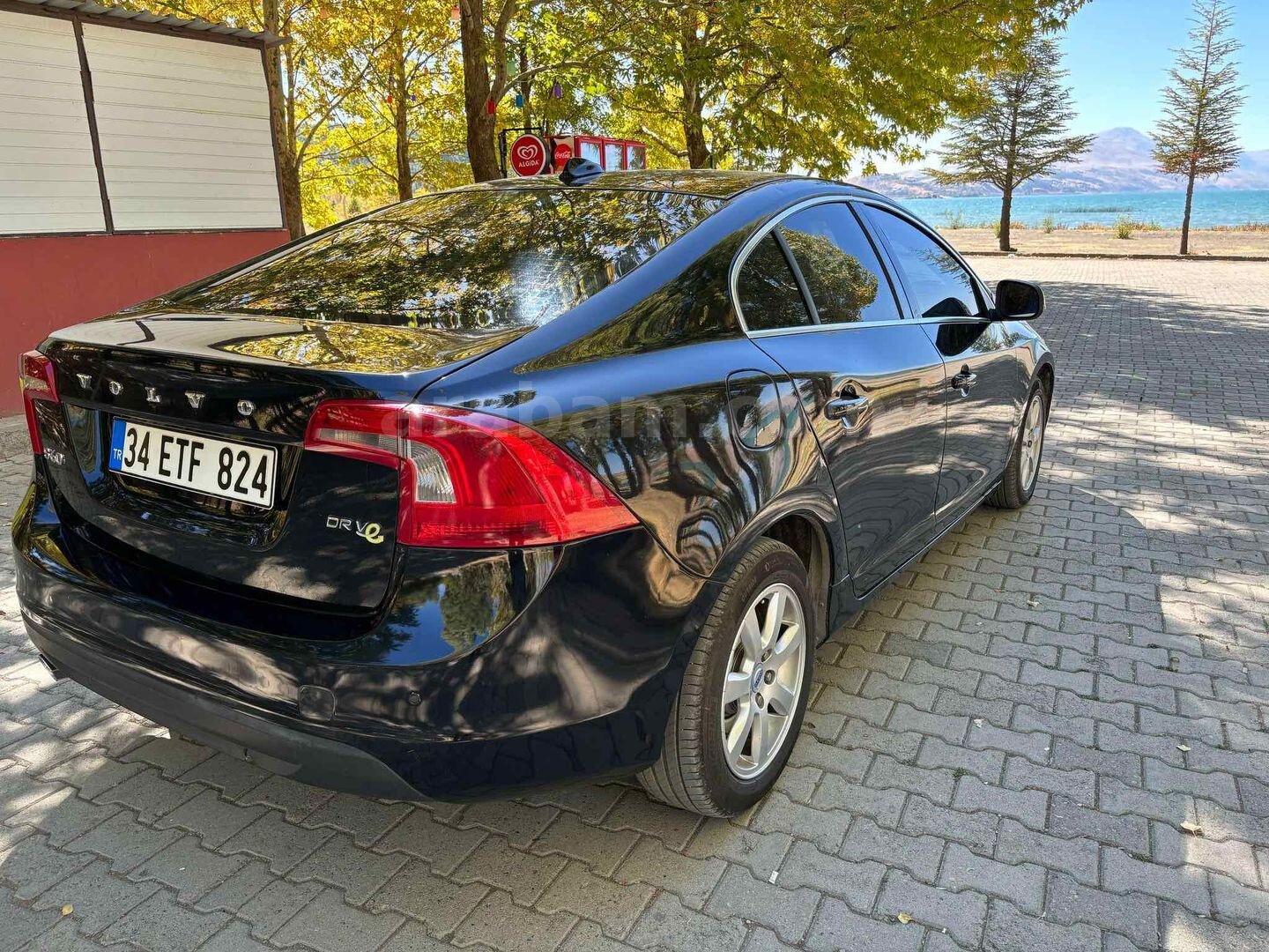 Sahibinden Volvo S60 1.6 D Premium 2013 Model Elazığ 411.000 km Siyah 4